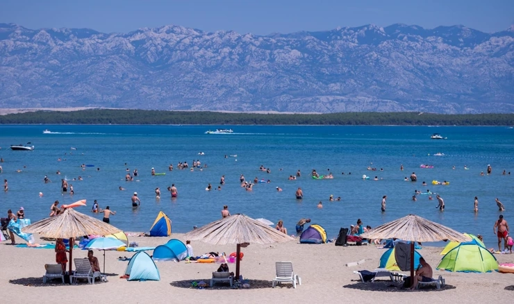Odmor na Kraljičinoj plaži u Ninu