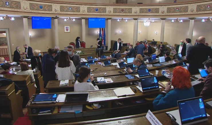 Žutro u Zagrebačkoj skupštini prije izmjene mjere roditelj odgojitelj