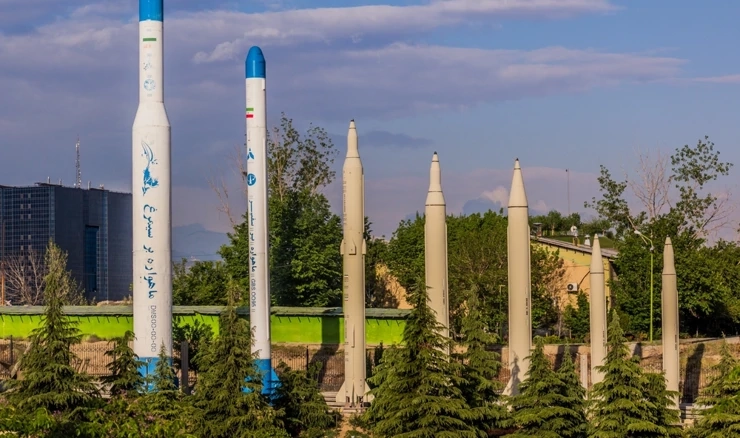 Modeli nekih od iranskih raketa u Ab-o Atash Parku u Teheranu