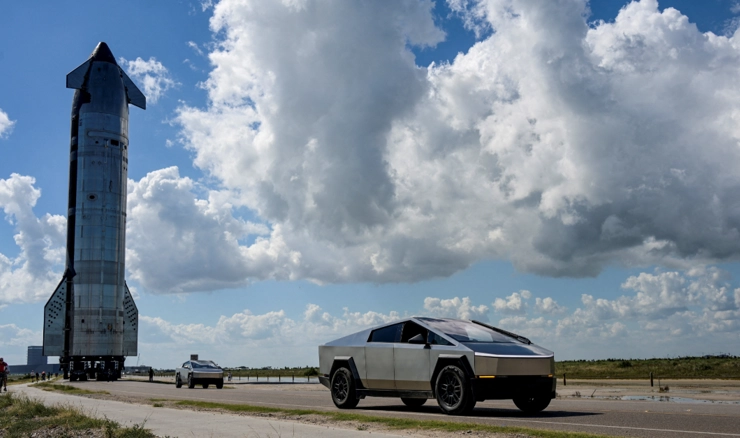 Zašto bi Musk spojio SpaceX i Teslu?