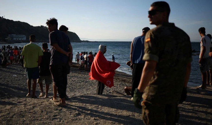 Masovni prelasci migranata iz Maroka u španjolsku Ceutu