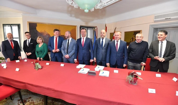 Potpisan ugovor o sanaciji odlagališta otpada