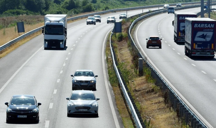HAK: Nesreća na A3 između čvorova Lipovljani i Kutina u smjeru Bregane, arhiva