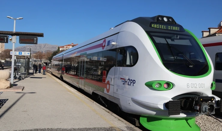 HŽ uvodi sezonske noćne vlakove 