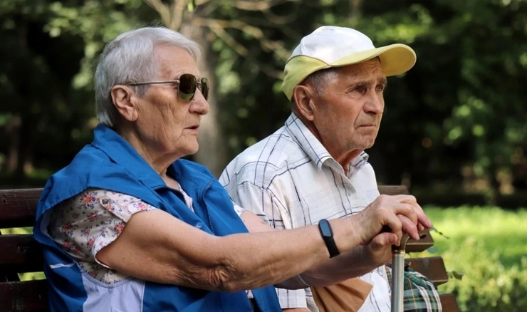 Stariji bračni par 