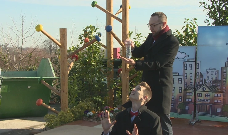 Tomašević na predstavljanju projekta "Odvajamo otpad, usvajamo navike!"  