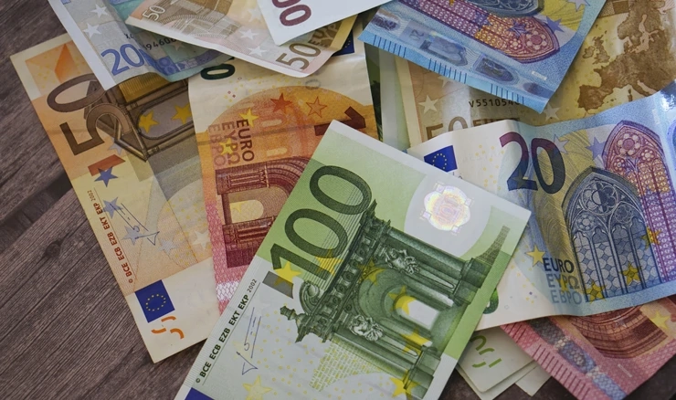  Višak na tekućem i kapitalnom računu u trećem kvartalu 4,39 mlrd. eura