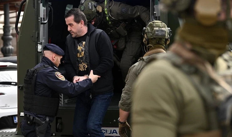 Privođenje pod pratnjom specijalne policije 
