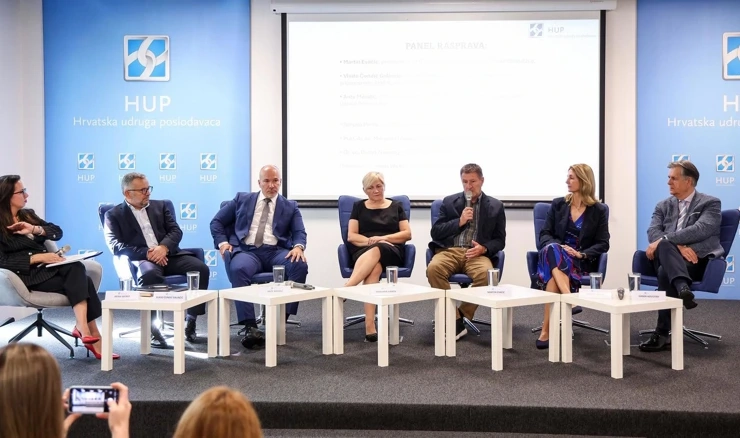 Konferencija HUP-a "Ekonomska kava"