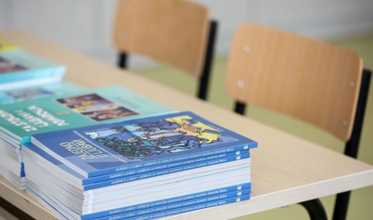 Sabor donio Zakon o udžbenicima za osnovnu i srednju školu