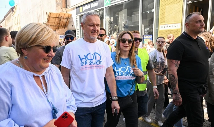 Marko Perković Thompson u Hodu za život