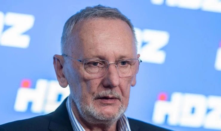 Davor Božinović