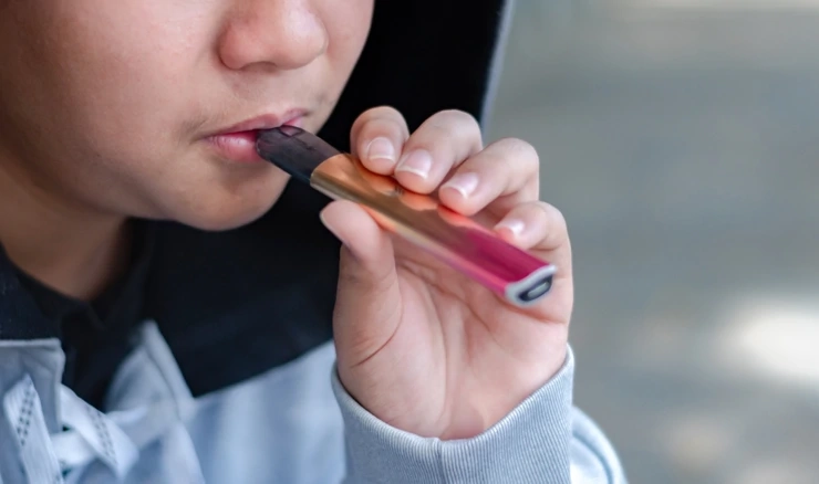 WHO: E-cigarete u svijetu koristi najmanje 15 milijuna tinejdžera