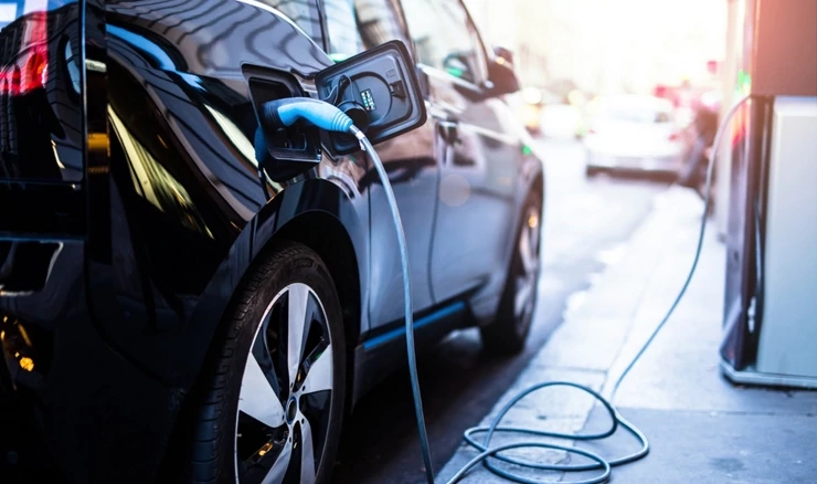 Skupo državanje električnih vozila 
