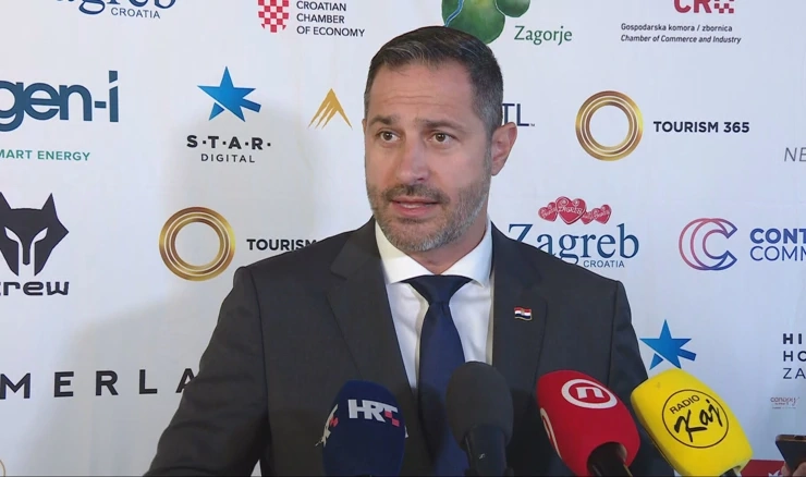 Tonči Glavina, ministar turizma i sporta