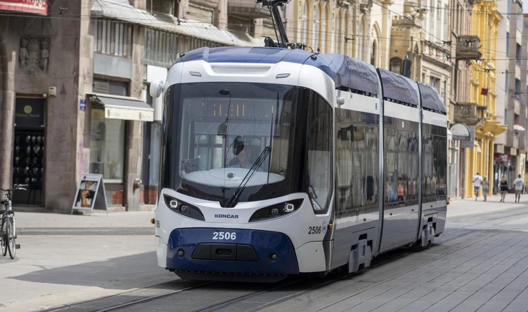 Niskopodni tramvaj u Osijeku
