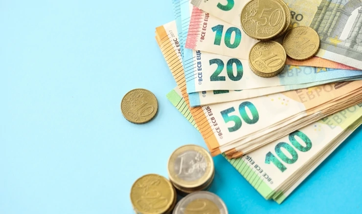  Oročeni depoziti građana za godinu manji za 677 mil. eura