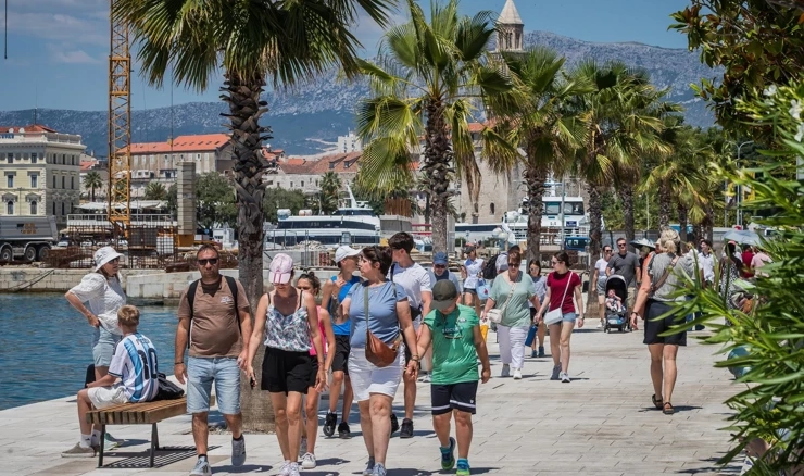 Turisti u Splitu