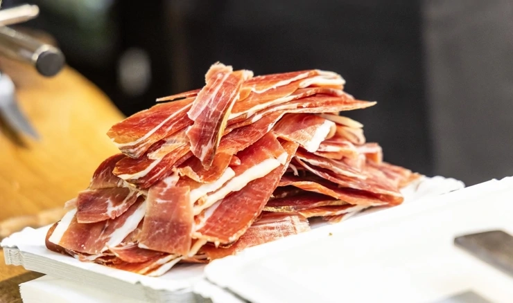 Zbog salmonele s tržišta povučen pršut, proizvođača 'Žito' 