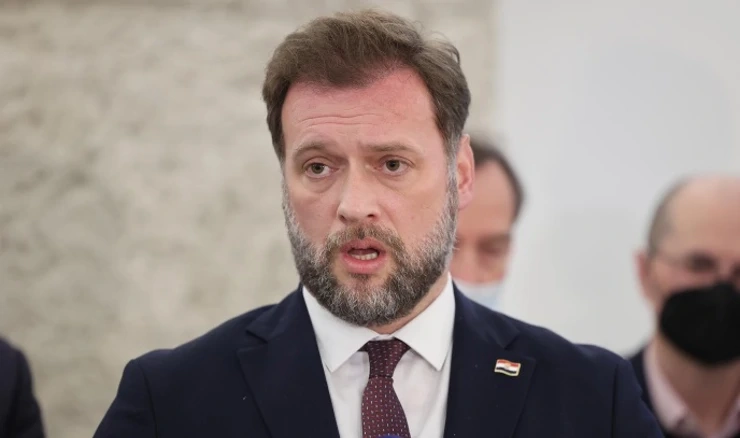 Mario Banožić