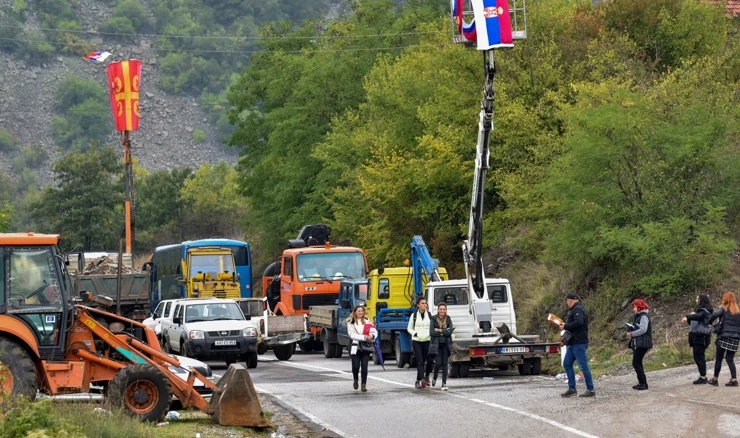 Stanje na sjeveru Kosova nepromijenjeno, diplomatski pokušaji rješavanja krize