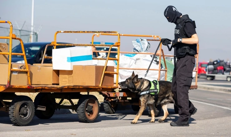 Interpol zaplijenio tisuće komada oružja i 5.7 milijardi vrijednu drogu