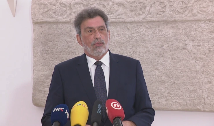 Radovan Fuchs, ministar znanosti i obrazovanja