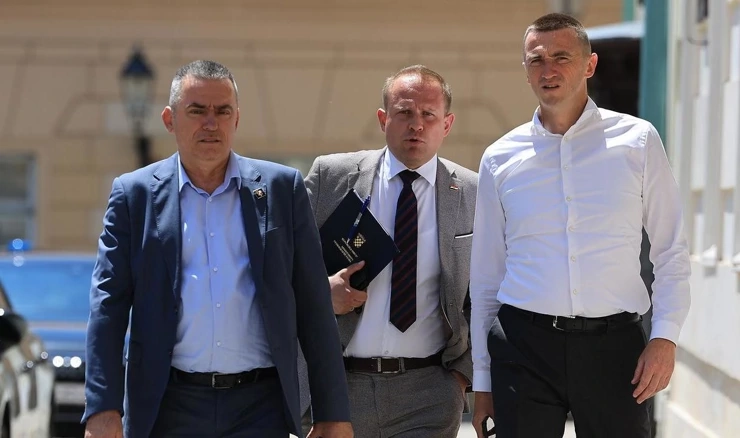 Sastanak parlamentarne većine