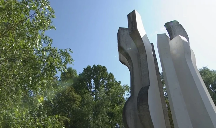 Spomen-park Brezovica