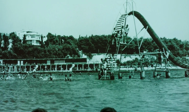 Prikazan je kratki film koji se bavi važnošću Bačvica za Split