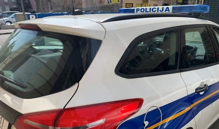 Policija 
