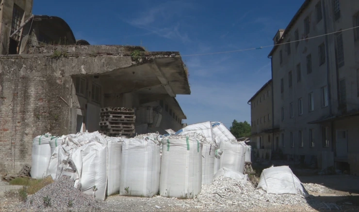 Ilegalni otpad u PPK Velebit