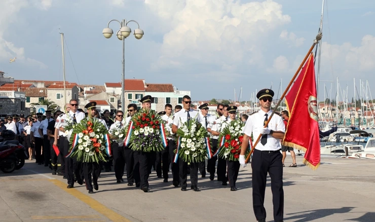 Mimohodom u Vodicama počelo obilježavanje 15. godišnjice kornatske tragedije