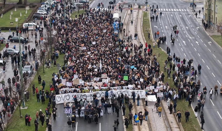 Nastavljeni prosvjedi građana u Sarajevu 