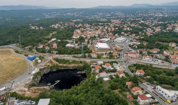 Jama Sovjak