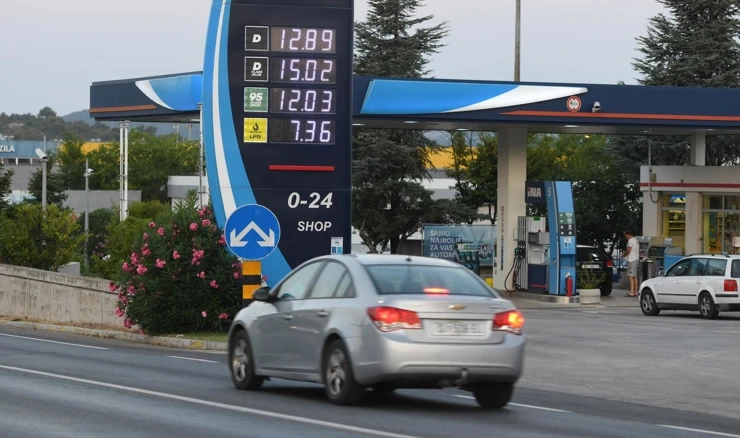 Od ponoći nove cijene goriva