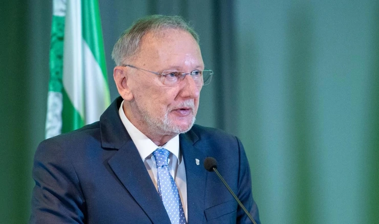 Davor Božinović