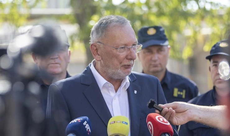Davor Božinović