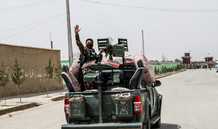 Talibani su zauzeli glavni grad bez otpora nakon munjevite ofenzive kojom su pregazili Afganistan