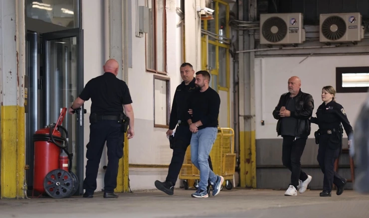 Privođenje u aferi utaje poreza na taksi-prijevozu