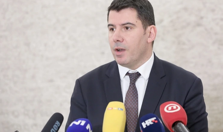 Nikola Grmoja 