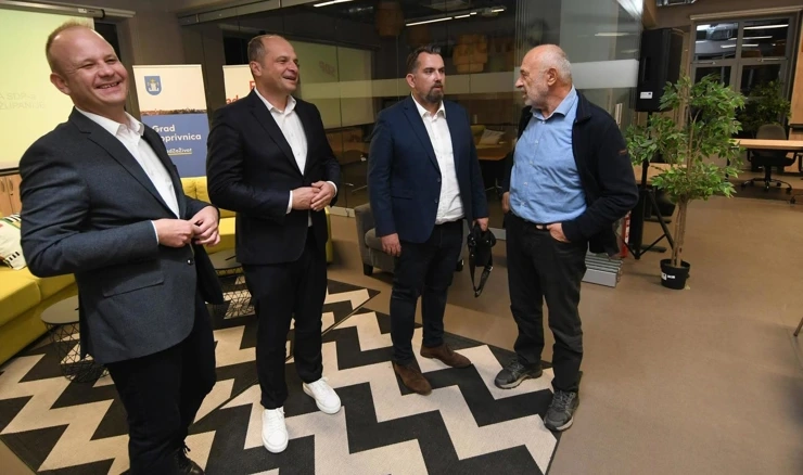 Hajdaš Dončić sa članovima SDP-a 2024.