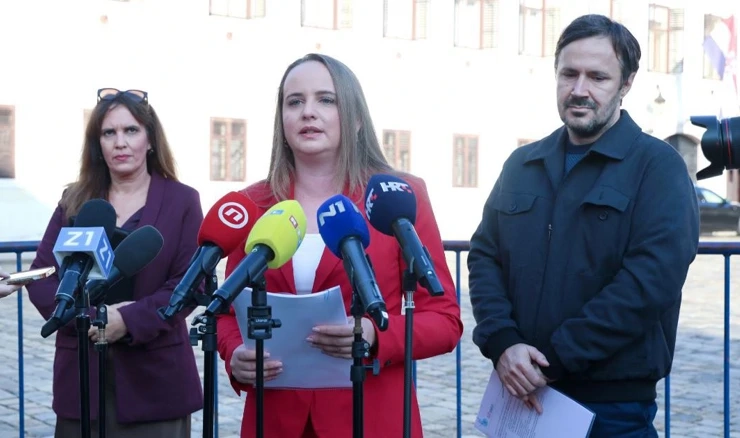Udruge Glas poduzetnika i Spasimo male obiteljske iznajmljivače predali zahtjeve Vladi