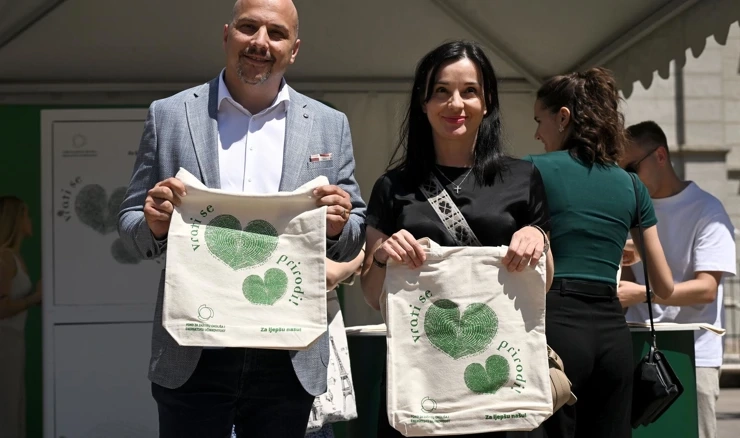 Vučković: Trebamo smanjiti potrošnju plastičnih vrećica