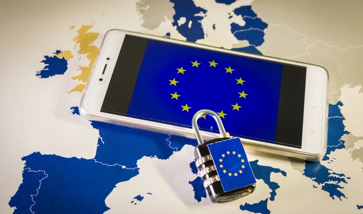 EU parlament je omogućio mjeru koja aplikacijama za razmjenu poruka dopušta da dobrovoljno "pročešljaju" sumnjivi sadržaj