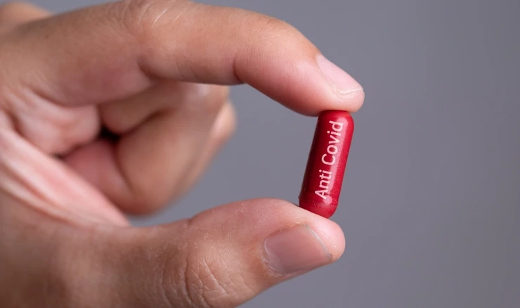 EMA uskoro donosi odluku o odobrenju Pfizerove pilule protiv COVIDA