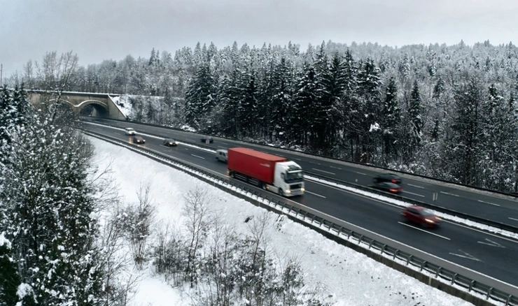 Zbog ledenih uvjeta dogodilo još 17 nesreća u oba smjera autoceste