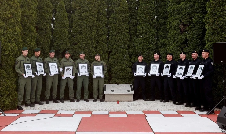 Obilježavanje 34. godišnjica ubojstva dvanaestorice hrvatskih redarstvenika u Borovu, arhivska fotografija