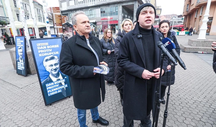  Zagreb: Performans Foruma mladih SDP-a povodom Medunarodnog dana borbe protiv korupcije. 