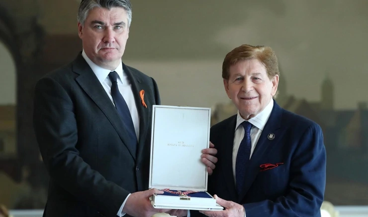 Predsjednik Milanović odlikovao Antona Kikaša